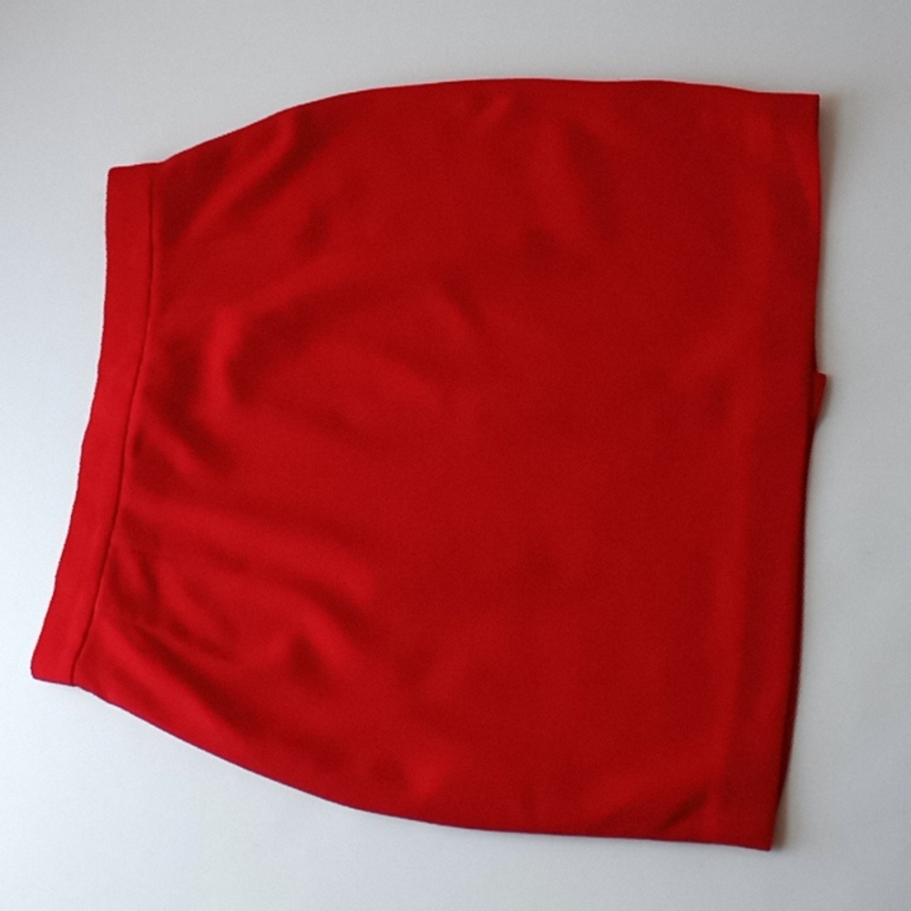 Tahari Red Wool Pencil Skirt Size 12 Made in USA